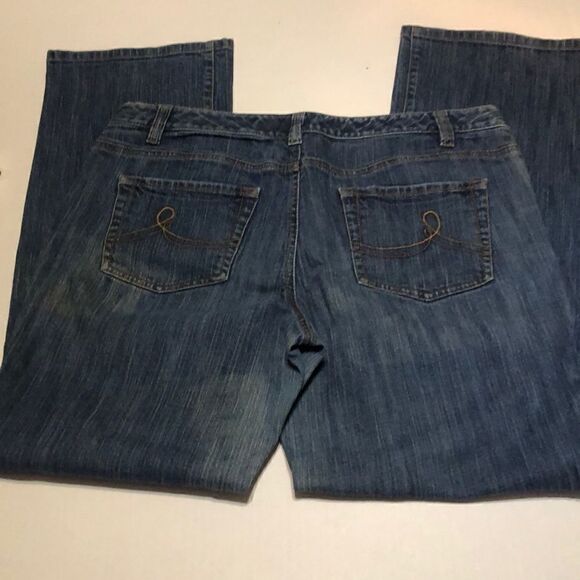 Ann Taylor Loft Jeans - Picture 3 of 5